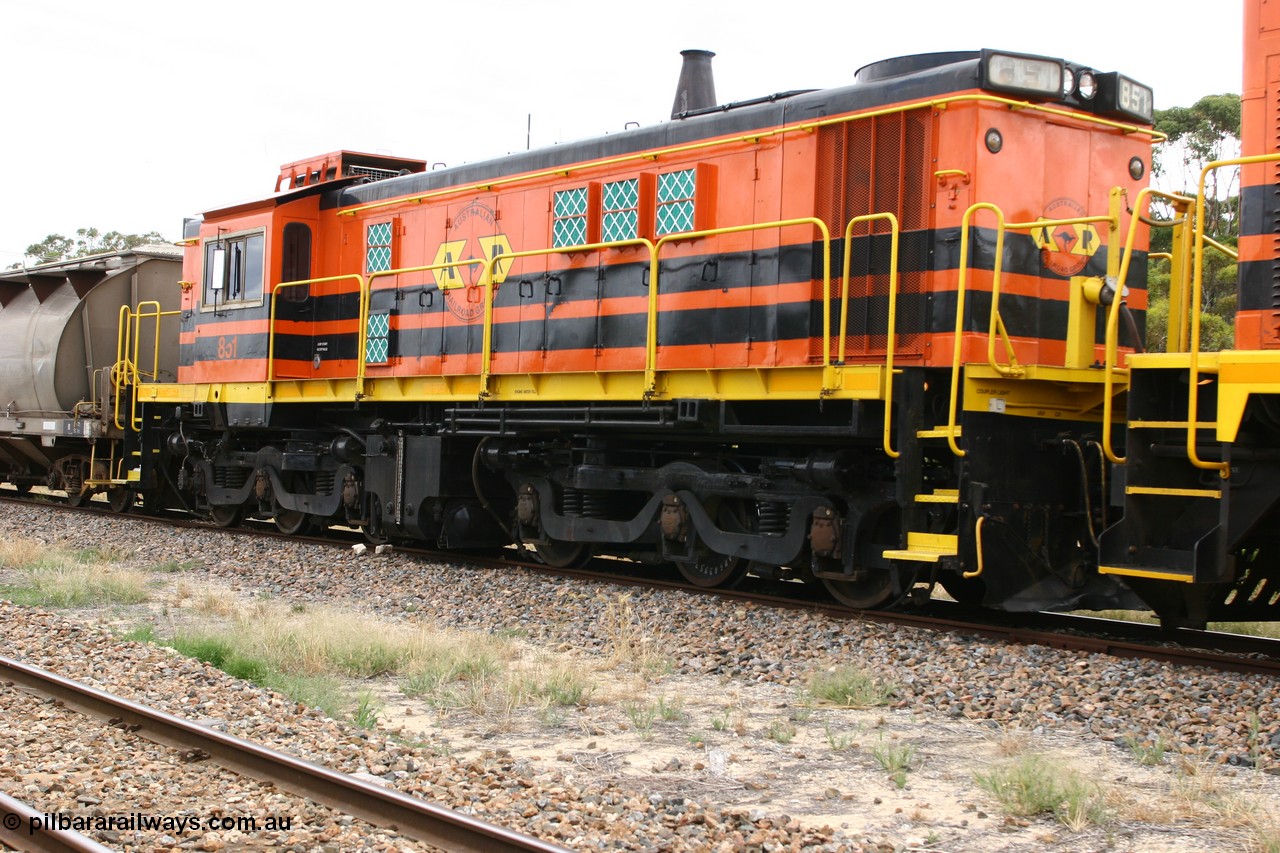 060108 2052
Lock, 830 class unit 851 AE Goodwin built ALCo DL531 model serial 84137 repainted into Australian Railroad Group livery.
Keywords: 830-class;851;AE-Goodwin;ALCo;DL531;84137;