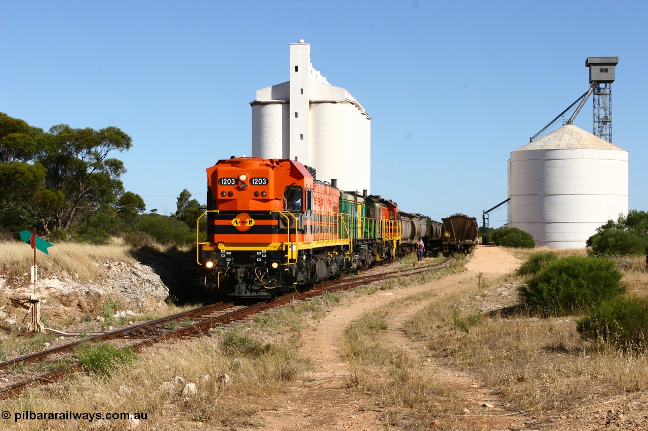 060111 2372
Kyancutta, ARG 1200 class unit 1203, a Clyde Engineering EMD model G12C serial 65-427, one of fourteen originally built between 1960-65 for WAGR as their A class A 1513, fitted with dynamic brakes and financed by Western Mining Corporation, started working on the Eyre Peninsula in November 2004.
Keywords: 1200-class;1203;Clyde-Engineering-Granville-NSW;EMD;G12C;65-427;A-class;A1513;