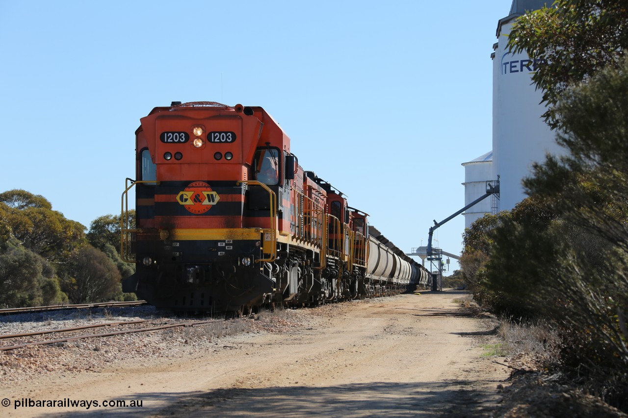130703 0166
Murdinga, ARG 1200 class unit 1203, a Clyde Engineering EMD model G12C serial 65-427, one of two originally built in 1965 for Western Mining Corporation and operated by the WAGR as their A class A 1513, fitted with dynamic brakes, started working on the Eyre Peninsula in November 2004.
Keywords: 1200-class;1203;Clyde-Engineering-Granville-NSW;EMD;G12C;65-427;A-class;A1513;