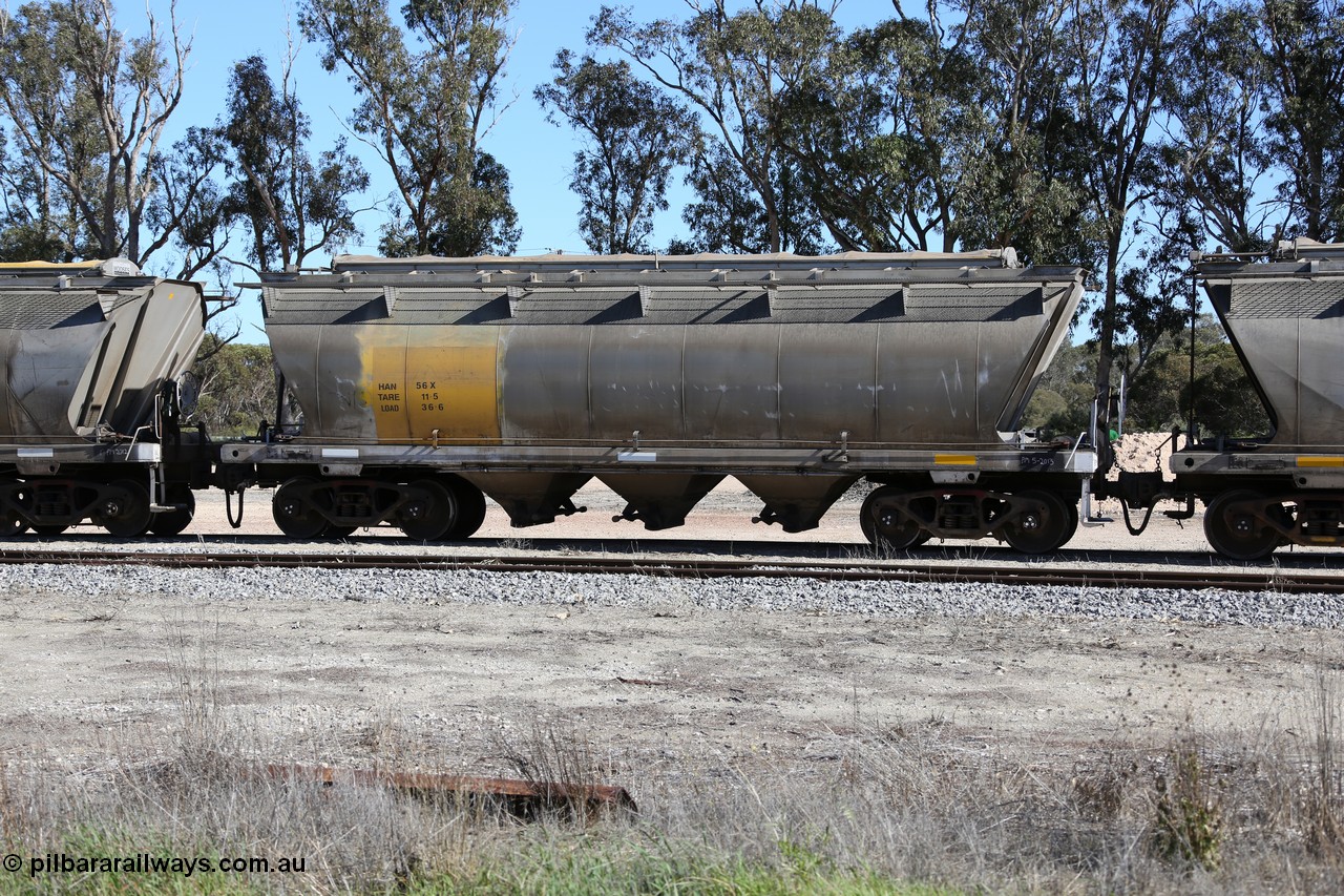 130703 0175
Tooligie, HAN type bogie grain hopper waggon HAN 56, one of sixty eight units built by South Australian Railways Islington Workshops between 1969 and 1973 as the HAN type for the Eyre Peninsula system.
Keywords: HAN-type;HAN56;1969-73/68-56;SAR-Islington-WS;