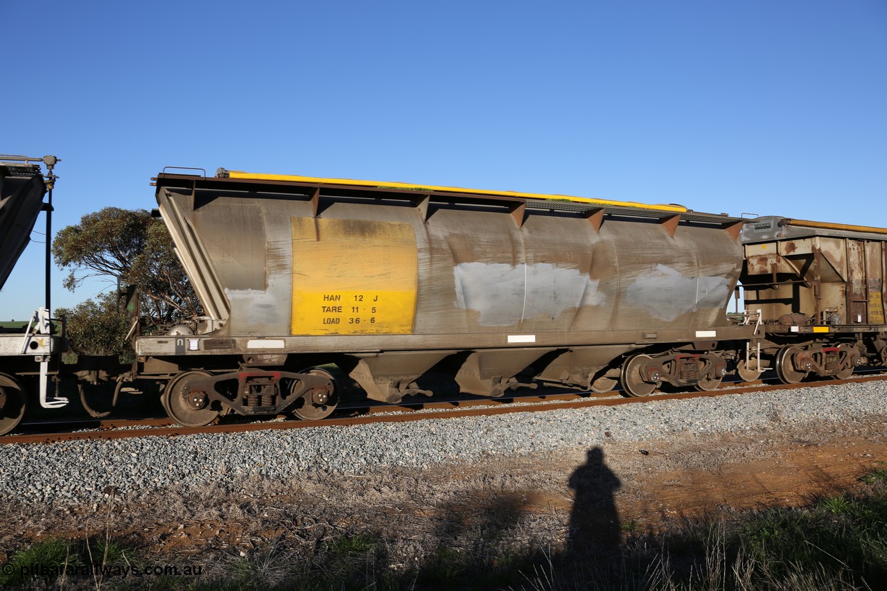 130703 0268
Kaldow, HAN type bogie grain hopper waggon HAN 12, one of sixty eight units built by South Australian Railways Islington Workshops between 1969 and 1973 as the HAN type for the Eyre Peninsula system.
Keywords: HAN-type;HAN12;1969-73/68-12;SAR-Islington-WS;