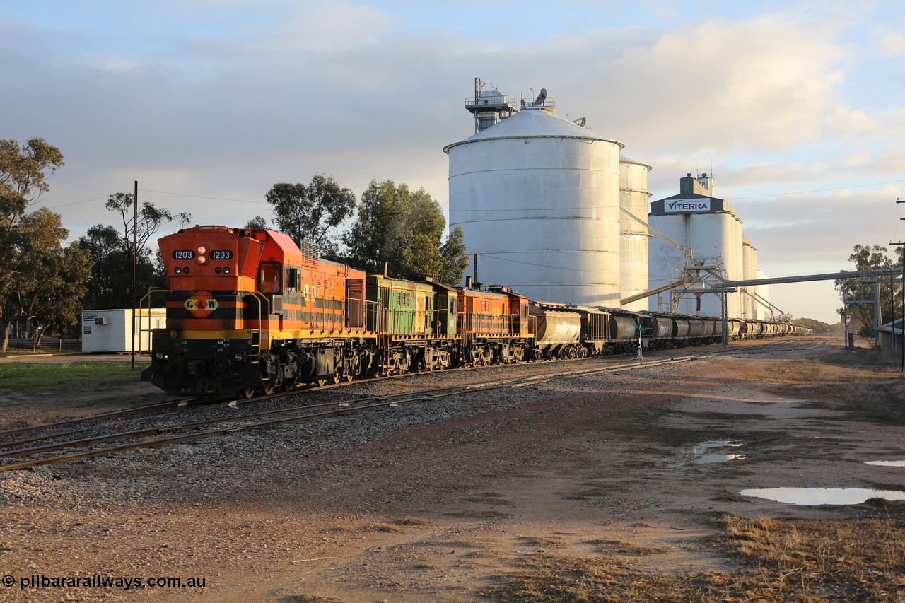 130705 0514
Lock, grain train loading in progress with the Viterra fast flow auger in the distance, the train with 1203, 846 and 859 is about to split and shunt half the consist onto the mainline. 5th of July 2013.
Keywords: 1200-class;1203;Clyde-Engineering-Granville-NSW;EMD;G12C;65-427;A-class;A1513;