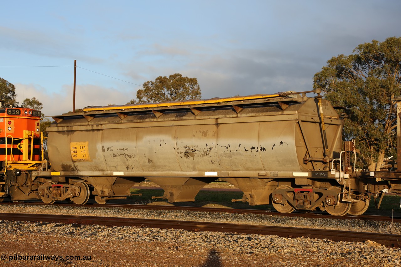 130705 0524
Lock, HCN type bogie grain hopper waggon HCN 39, originally an NHB type hopper NHB 1573 built by Tulloch Ltd for the Commonwealth Railways North Australia Railway. One of forty rebuilt by Islington Workshops 1978-79 to the HCN type with a 36 ton rating, increased to 40 tonnes in 1984. Fitted with a Moose Metalworks roll-top cover. 5th July 2013.
Keywords: HCN-type;HCN39;SAR-Islington-WS;rebuild;Tulloch-Ltd-NSW;NHB-type;NHB1573;