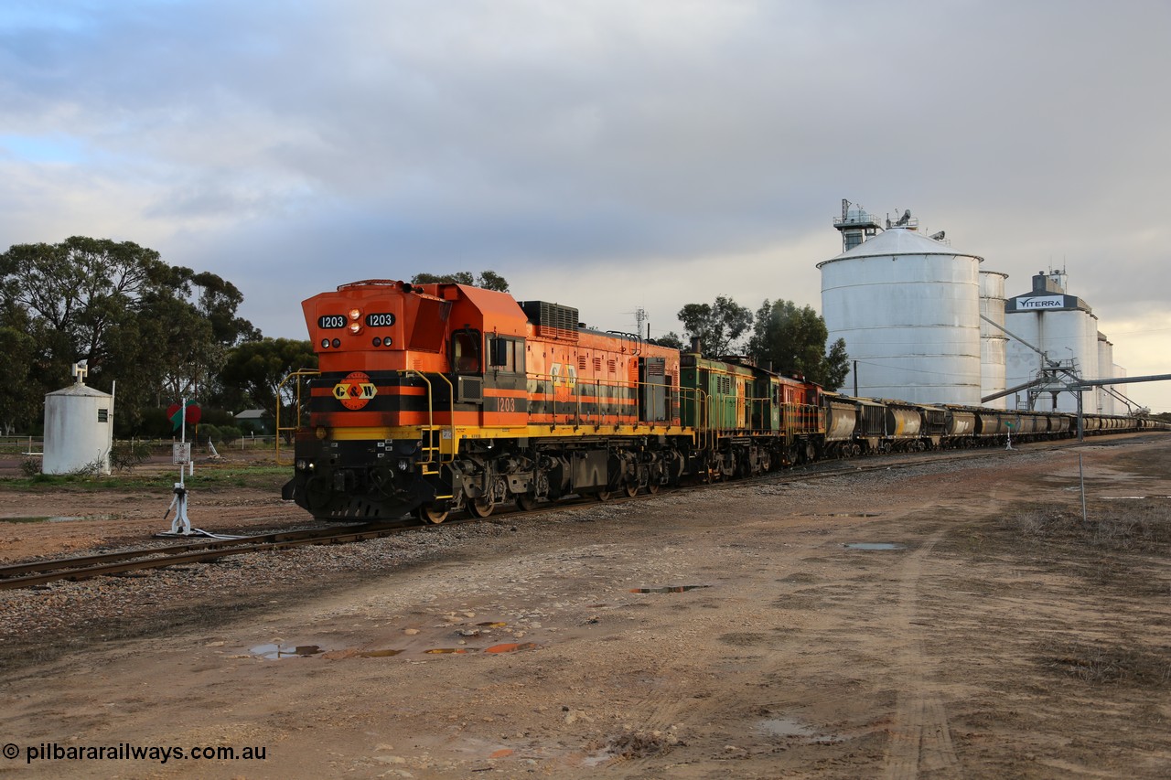 130705 0546
Lock, grain train loading in progress with the Viterra fast flow auger in the distance, the train with 1203, 846 and 859 is about to split and shunt half the consist onto the mainline. 5th of July 2013.
Keywords: 1200-class;1203;Clyde-Engineering-Granville-NSW;EMD;G12C;65-427;A-class;A1513;