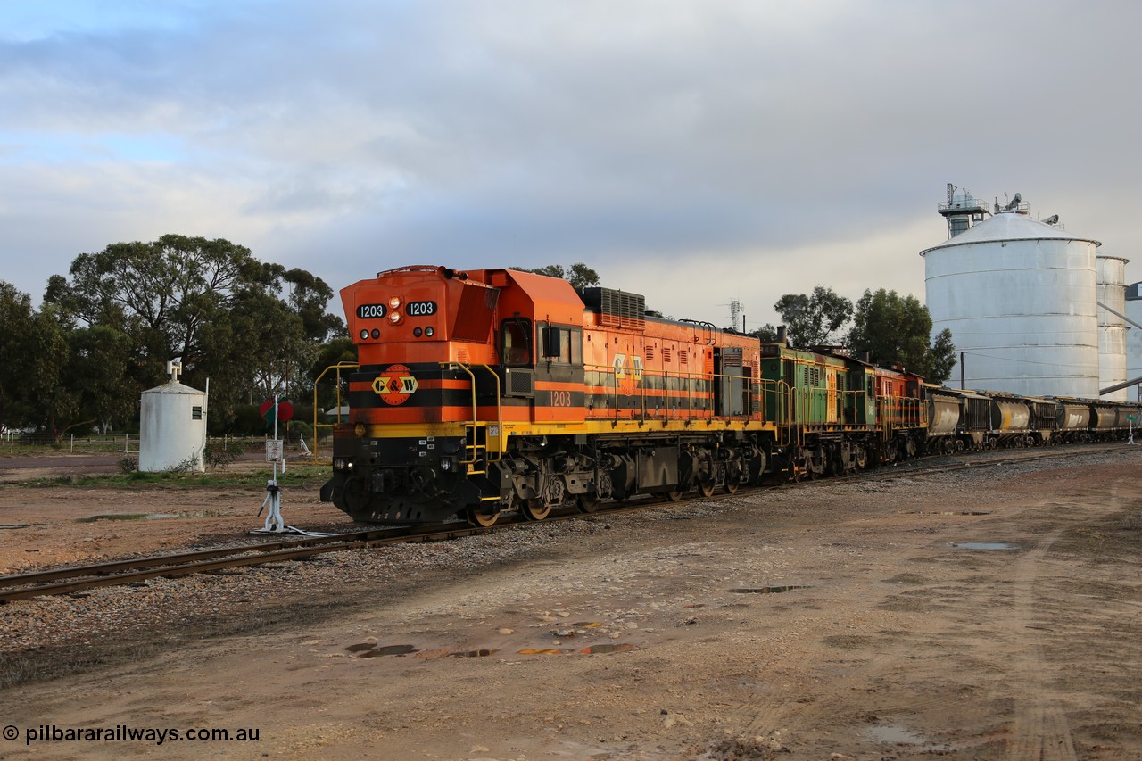 130705 0547
Lock, grain train loading in progress with the Viterra fast flow auger in the distance, the train with 1203, 846 and 859 is about to split and shunt half the consist onto the mainline. 5th of July 2013.
Keywords: 1200-class;1203;Clyde-Engineering-Granville-NSW;EMD;G12C;65-427;A-class;A1513;