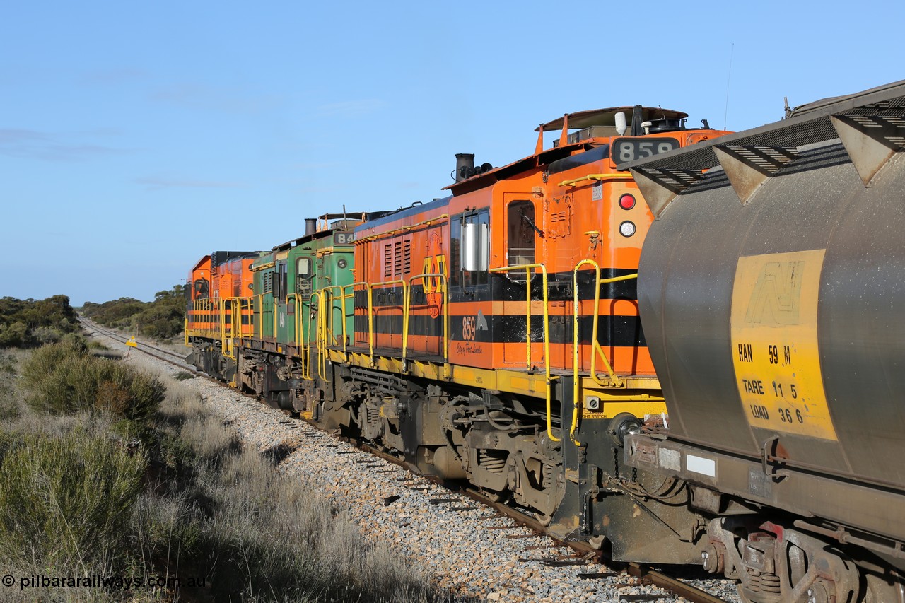 130705 0660
Lock, 1203, 846 and 859 depart along the mainline for Port Lincoln with the loaded grain train.
