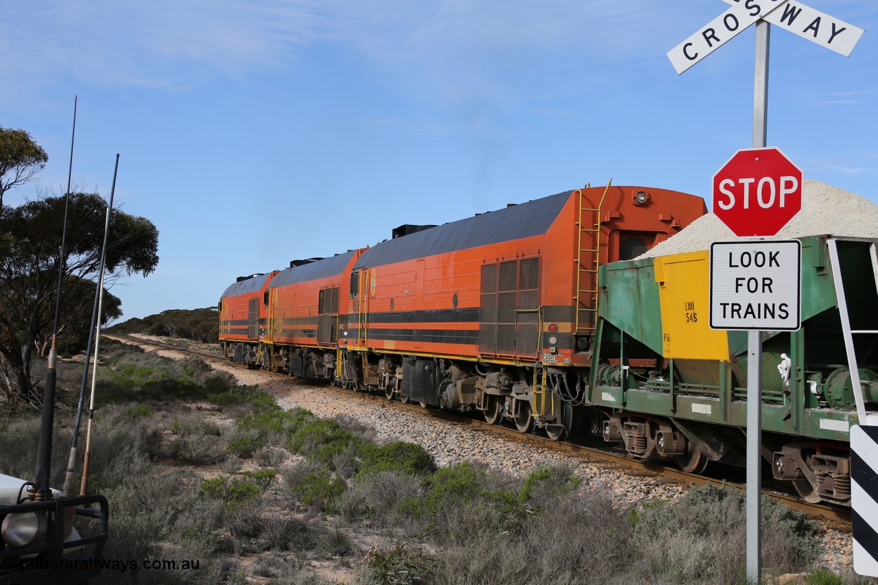 130708 0742
Charra, [url=https://goo.gl/maps/fnkK0]Charoban Rd grade crossing, 477.8 km[/url].
