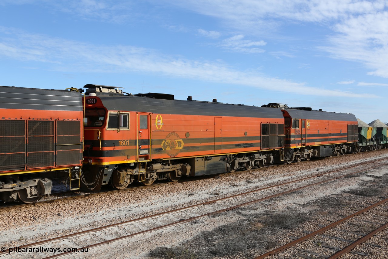 130708 0798
Charra, [url=https://goo.gl/maps/GuXC0]crossing loop, 466.2 km[/url].
