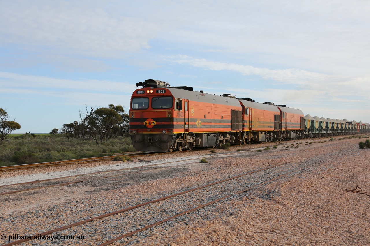 130708 0830
Moule, [url=https://goo.gl/maps/Zkxka]crossing loop, 445.6 km[/url].
