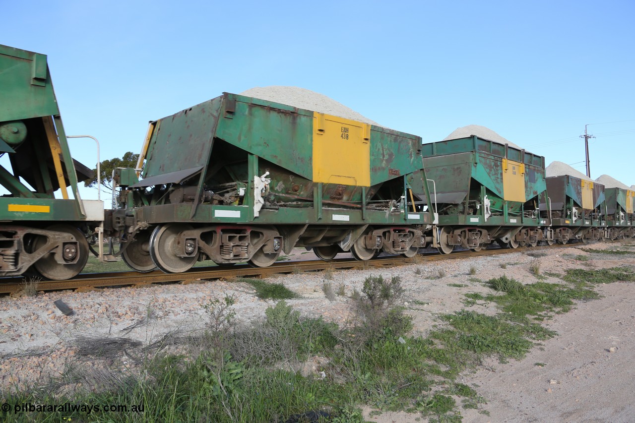 130708 0861
Penong Junction, originally an Kinki Sharyo built NH type for the NAR now coded ENH type ENH 43 B, without hungry boards loaded with gypsum [url=https://goo.gl/maps/45FyW] located at the 429.7 km[url].
Keywords: ENH-type;ENH43;Kinki-Sharyo-Japan;NH-type;NH943;