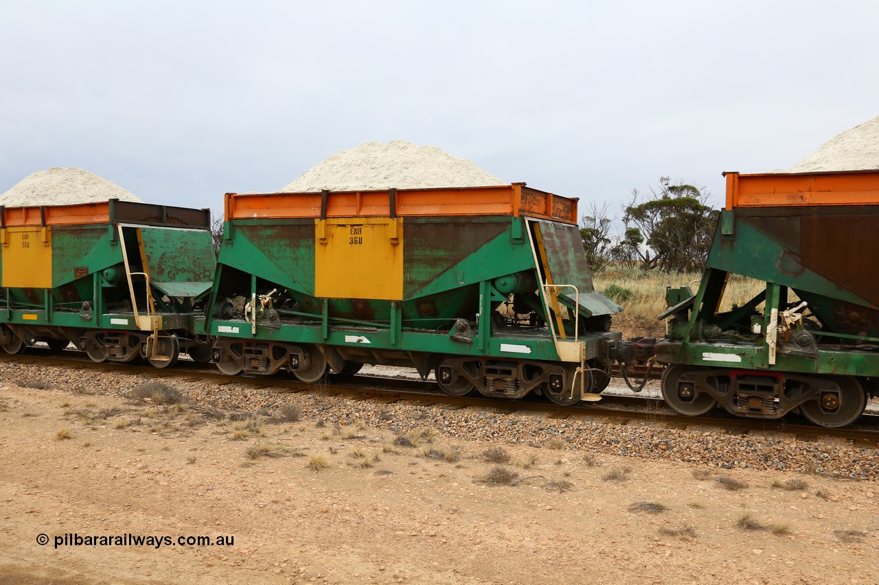 161109 1946
Moule, originally built by Kinki Sharyo as the NH type for the NAR in 1968, sent to Port Lincoln in 1978, then rebuilt and recoded ENH type in 1984, ENH 36 with hungry boards loaded with gypsum.
Keywords: ENH-type;ENH36;Kinki-Sharyo-Japan;NH-type;NH936;