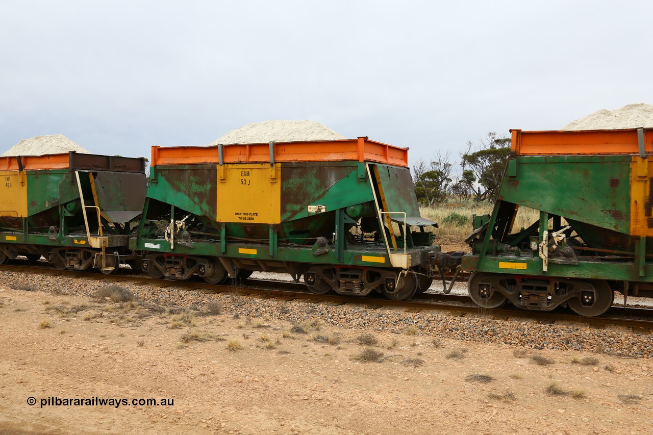 161109 1952
Moule, originally built by Kinki Sharyo as the NH type for the NAR in 1968, sent to Port Lincoln in 1978, then rebuilt and recoded ENH type in 1984, ENH 53 with hungry boards loaded with gypsum.
Keywords: ENH-type;ENH53;Kinki-Sharyo-Japan;NH-type;NH953;
