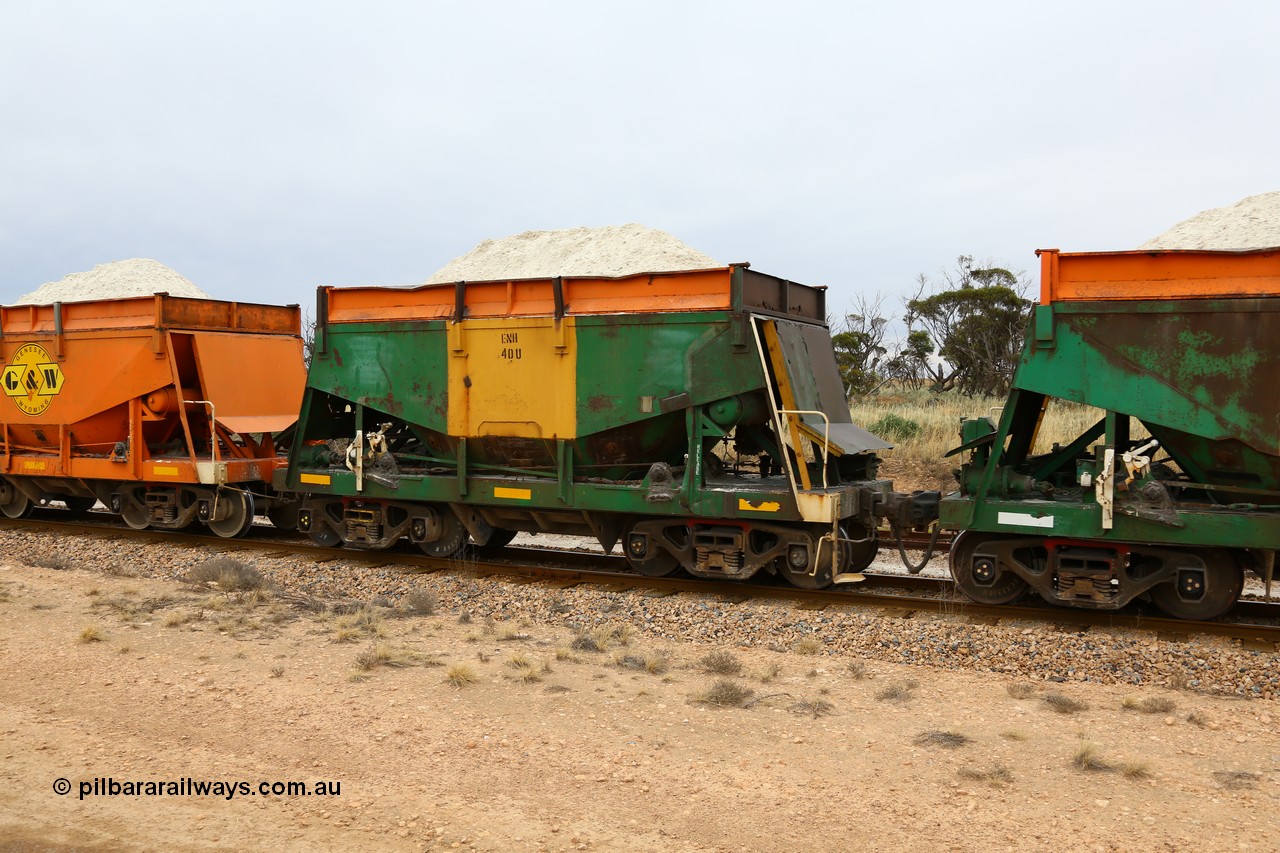 161109 1953
Moule, originally built by Kinki Sharyo as the NH type for the NAR in 1968, sent to Port Lincoln in 1978, then rebuilt and recoded ENH type in 1984, ENH 40 with hungry boards loaded with gypsum.
Keywords: ENH-type;ENH40;Kinki-Sharyo-Japan;NH-type;NH940;