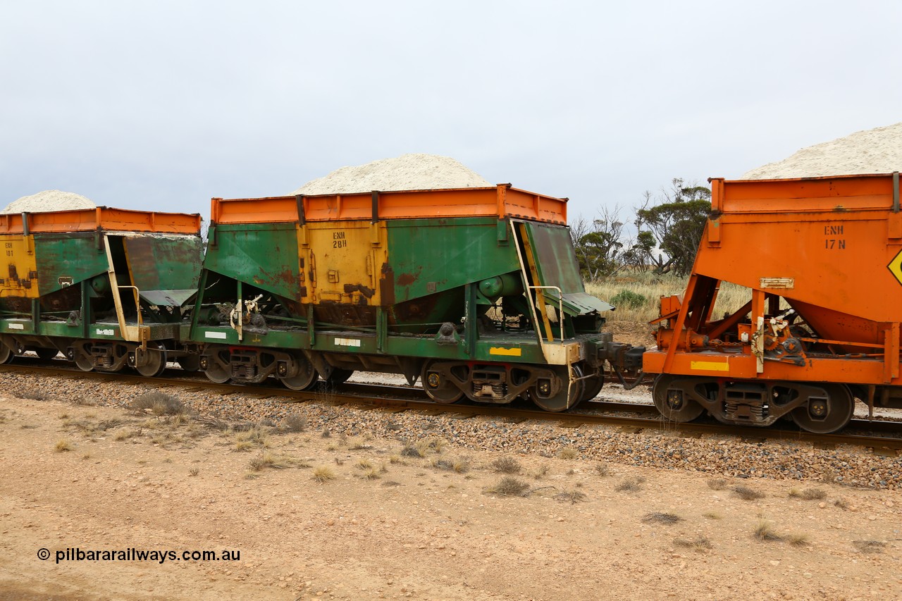 161109 1957
Moule, originally built by Kinki Sharyo as the NH type for the NAR in 1968, sent to Port Lincoln in 1978, then rebuilt and recoded ENH type in 1984, ENH 28 with hungry boards loaded with gypsum.
Keywords: ENH-type;ENH28;Kinki-Sharyo-Japan;NH-type;NH928;