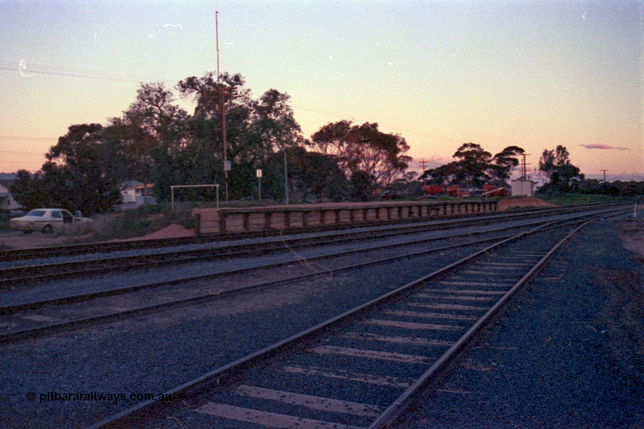 102-13
Speed station yard overview, platform, building removed, radio repeater in distant background.

