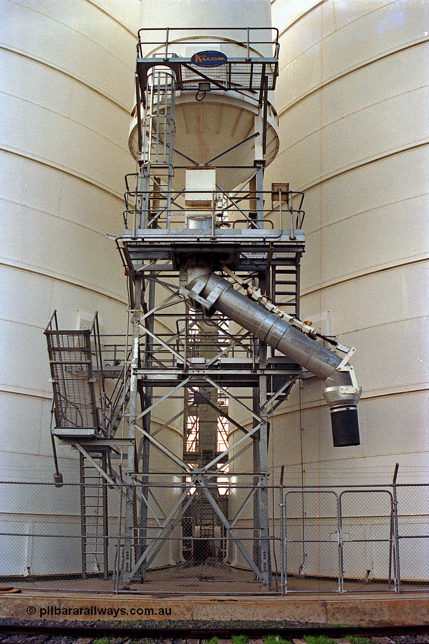 108-02
Murchison East silo complex, detail photos Ascom Jumbo silo rail outflow spout, front elevation.
