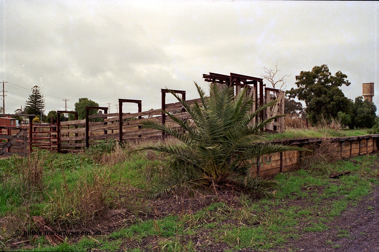 108-37
Kyabram, cattle yards and loading race and platform.
