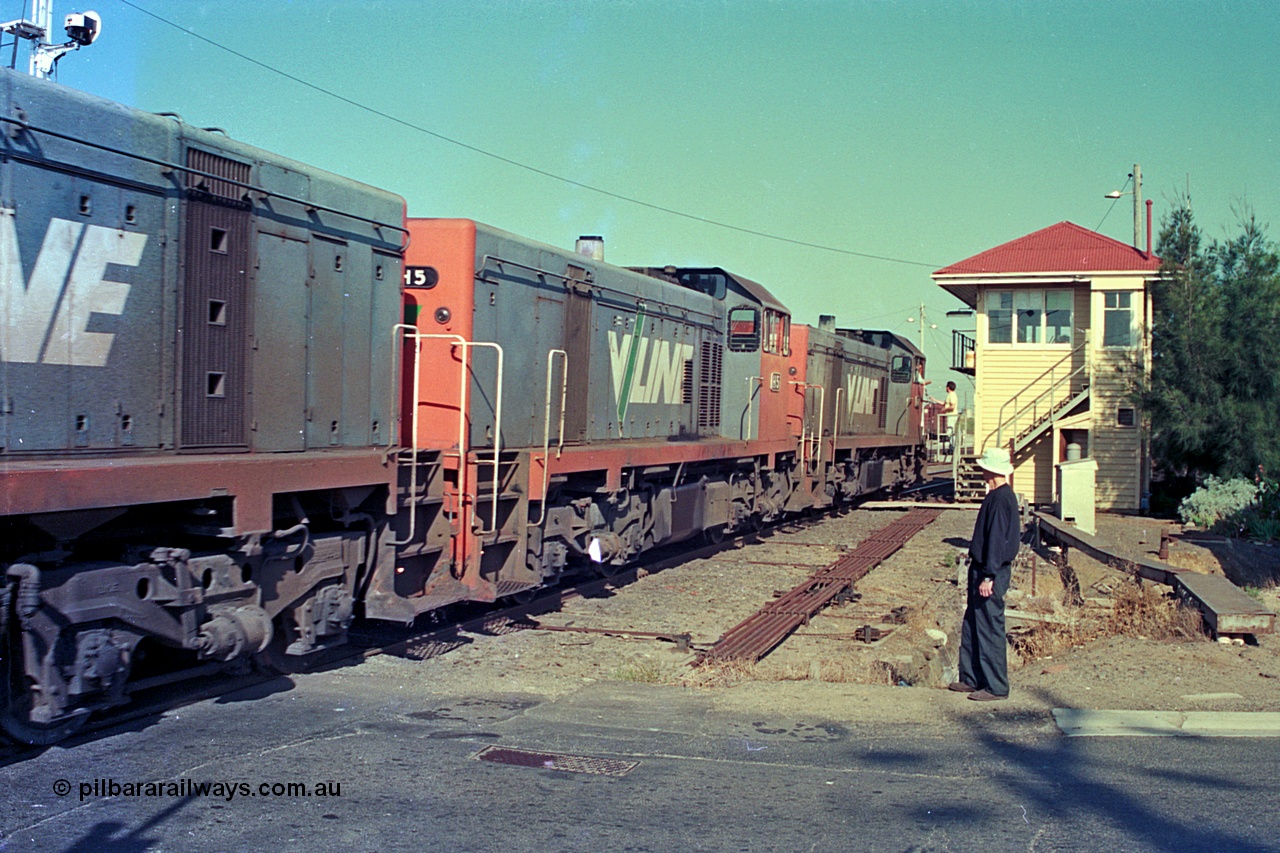 112-34
North Geelong C Box, V/Line broad gauge H class locos H 4 Clyde Engineering EMD model G18B serial 68-633, H 5 serial 68-632 and H 2 serial 68-630, grain loop shunt engines returning light engine to Geelong loco depot obtain the staff to Nth Geelong B Box from the C Box signaller, safeworking, point rodding, signal box.
Keywords: H-class;H4;Clyde-Engineering-Granville-NSW;EMD;G18B;68-633;H5;68-632;H2;68-630;