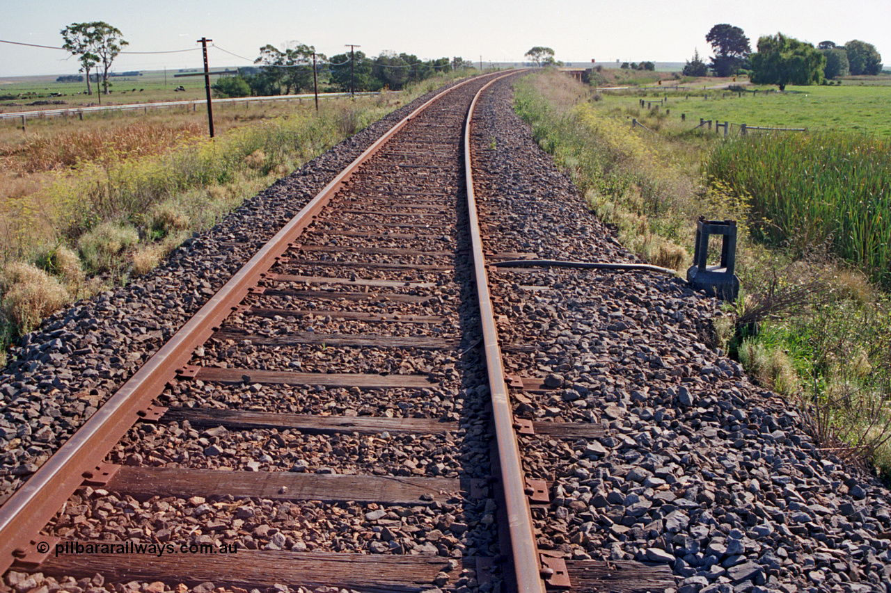 123-1-04
Stratford Junction, track view, looking towards Maffra.
