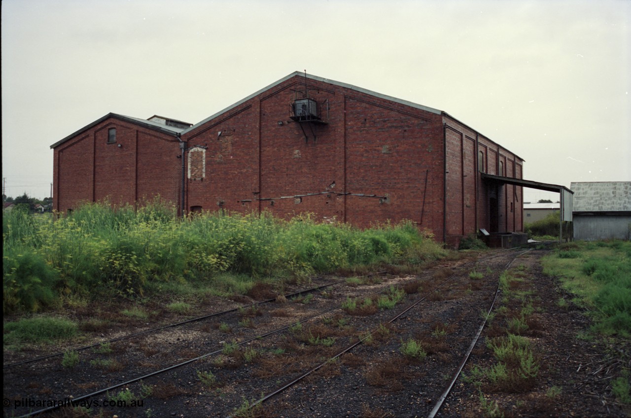 123-2-11
Maffra, brick Milk Co-op building with rail connection, Sidings A.
