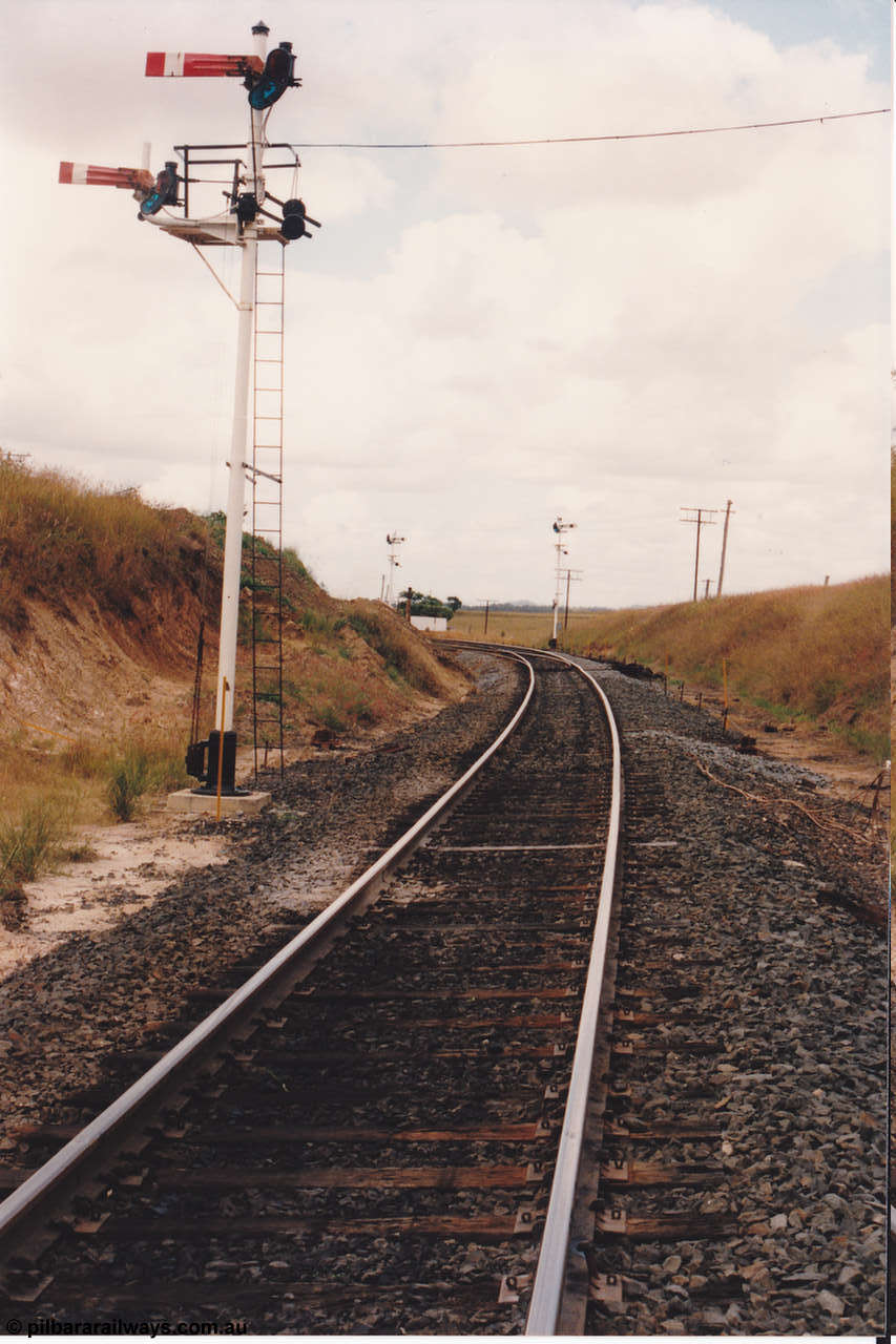 134-08
Kagaru, up arrival signal, north end of loop, looking south.
