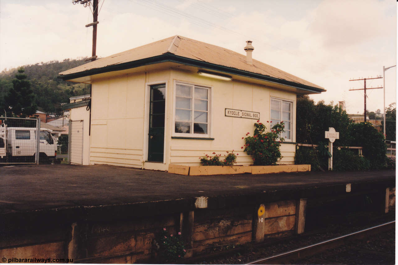 134-19
Kyogle, signal box, track view, platform, station sign.
