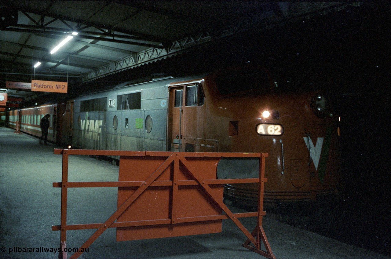 136-32
Seymour station platform view V/Line broad gauge A class A 62 Clyde Engineering EMD model AAT22C-2R serial 84-1183 rebuilt from B 62 Clyde Engineering EMD model ML2 serial ML2-3 waits to depart Seymour with the Sunday evening down pass to Cobram train 8345.
Keywords: A-class;A62;Clyde-Engineering-Rosewater-SA;EMD;AAT22C-2R;84-1183;rebuild;bulldog;