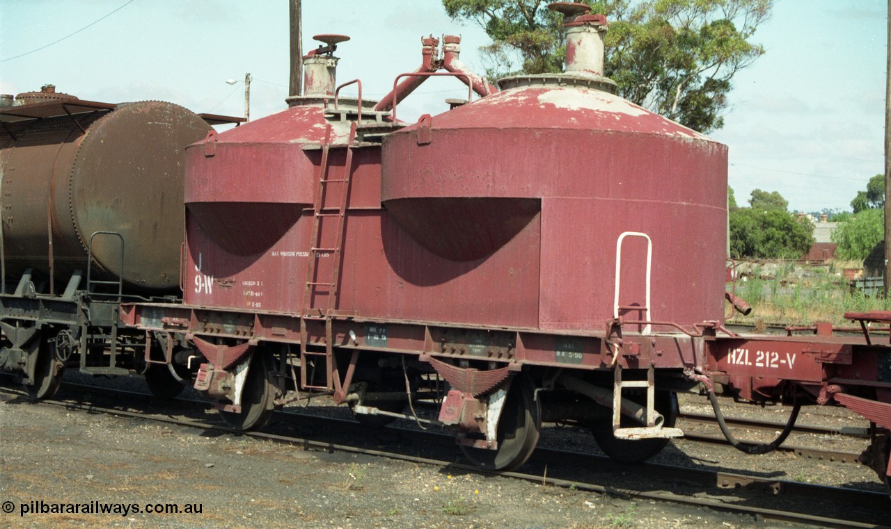138-08
Bendigo yard, J class four wheel cement waggon J 9, built new in October 1958 as X class fixed wheel cement hopper, recoded to J class in 1963.
Keywords: J-type;J9;X-type;fixed-wheel-waggon;