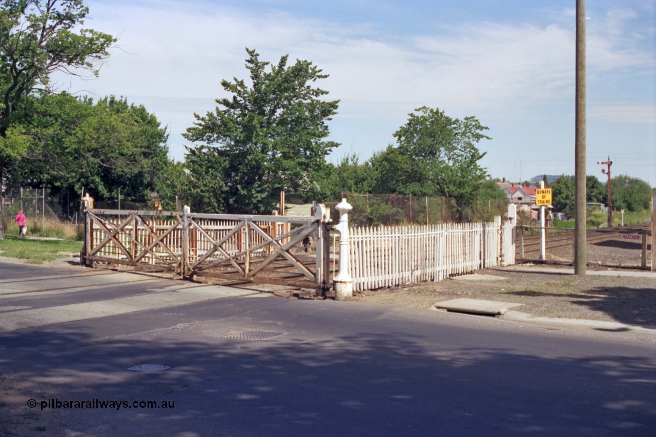 140-1-21
Ballarat North or C Signal Box, view of the interlocked gates for the grade crossing at Macarthur Street, looking towards Ballarat.

