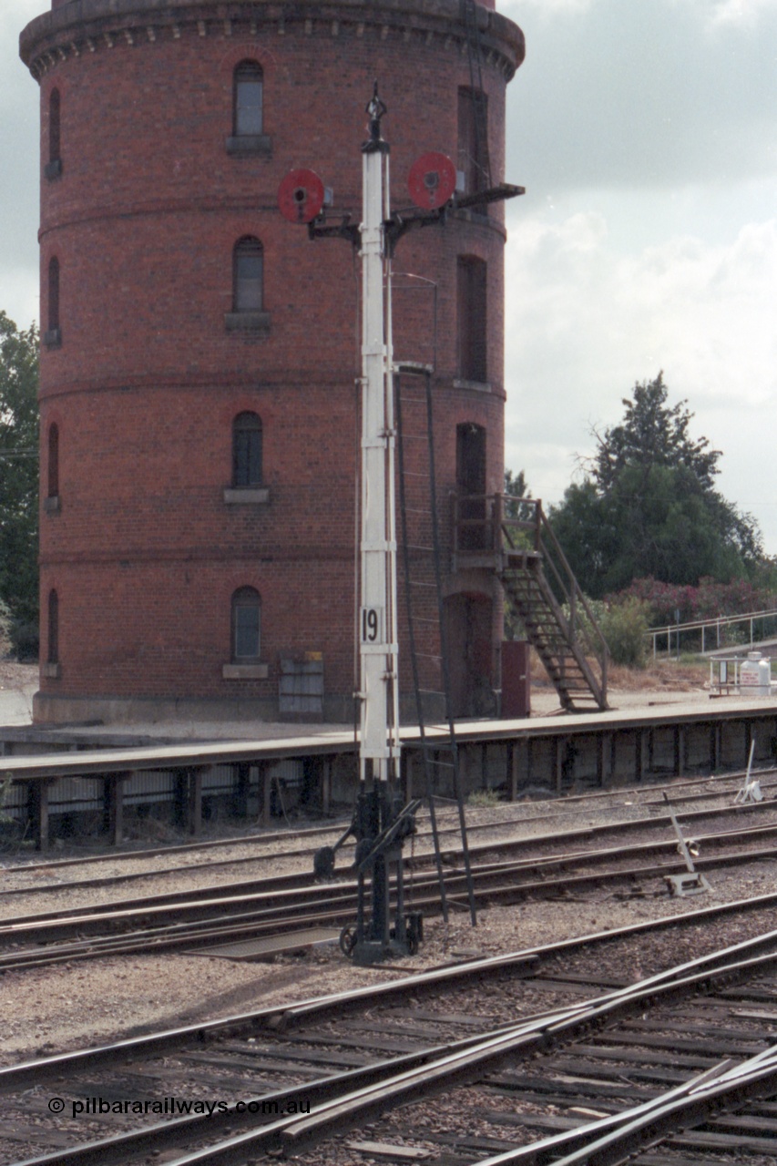 148-16
Wangaratta, Signal Post 19 Two Disc Signals, Left-hand Disc from No. 4 or 5 Road to Siding 'C', Right-hand Disc from No. 4 or 5 Road to Main Line.
