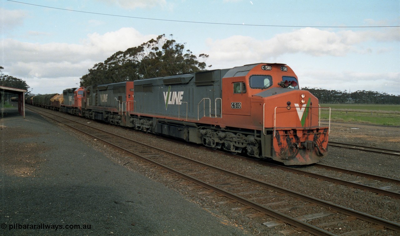 154-20
Lismore, V/Line broad gauge goods train 9169 to Adelaide via Cressy departs Lismore with a new train order for Ararat behind triple C class locomotives C 510 Clyde Engineering EMD model GT26C serial 76-833, C 508 serial 76-831 and C class leader C 501 'George Brown' serial 76-824.
Keywords: C-class;C510;Clyde-Engineering-Rosewater-SA;EMD;GT26C;76-833;