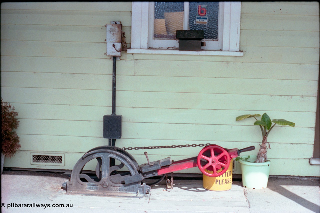 161-22
Cobram, signal lever with Annett key and adjustment wheel, electric interlock junction boxes.
