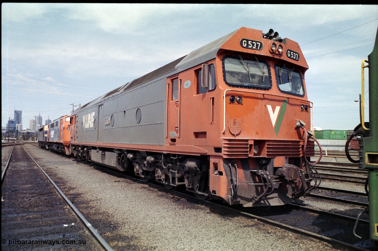 162-2-18
South Dynon Motive Power Depot, V/Line broad gauge rebuilt diesel electric locomotive G class G 537 Clyde Engineering EMD model JT26C-2SS serial 89-1270, PTC Open Day.
Keywords: G-class;G537;Clyde-Engineering-Somerton-Victoria;EMD;JT26C-2SS;89-1270;