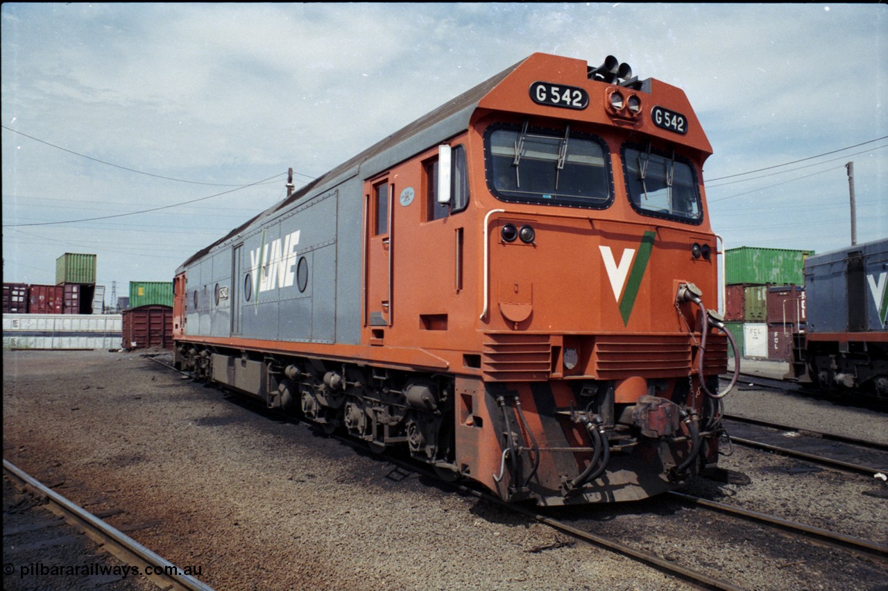 162-2-24
South Dynon Motive Power Depot, broad gauge turntable radial roads, V/Line diesel electric locomotive G class G 542 Clyde Engineering EMD model JT26C-2SS serial 89-1275, PTC Open Day.
Keywords: G-class;G542;Clyde-Engineering-Somerton-Victoria;EMD;JT26C-2SS;89-1275;