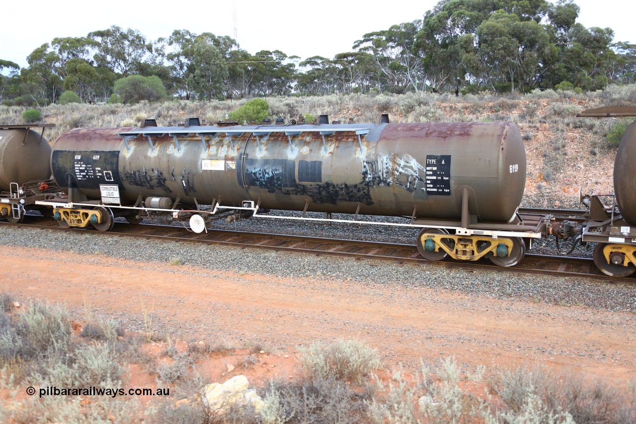 161116 5113
West Kalgoorlie, Shell fuel train 3442, tank waggon NTBF 6119, built by Comeng NSW 1975 as a bitumen tanker type SCA for Shell Bitumen NSW as SCA 270.
Keywords: NTBF-type;NTBF6119;Comeng-NSW;SCA-type;SCA270;