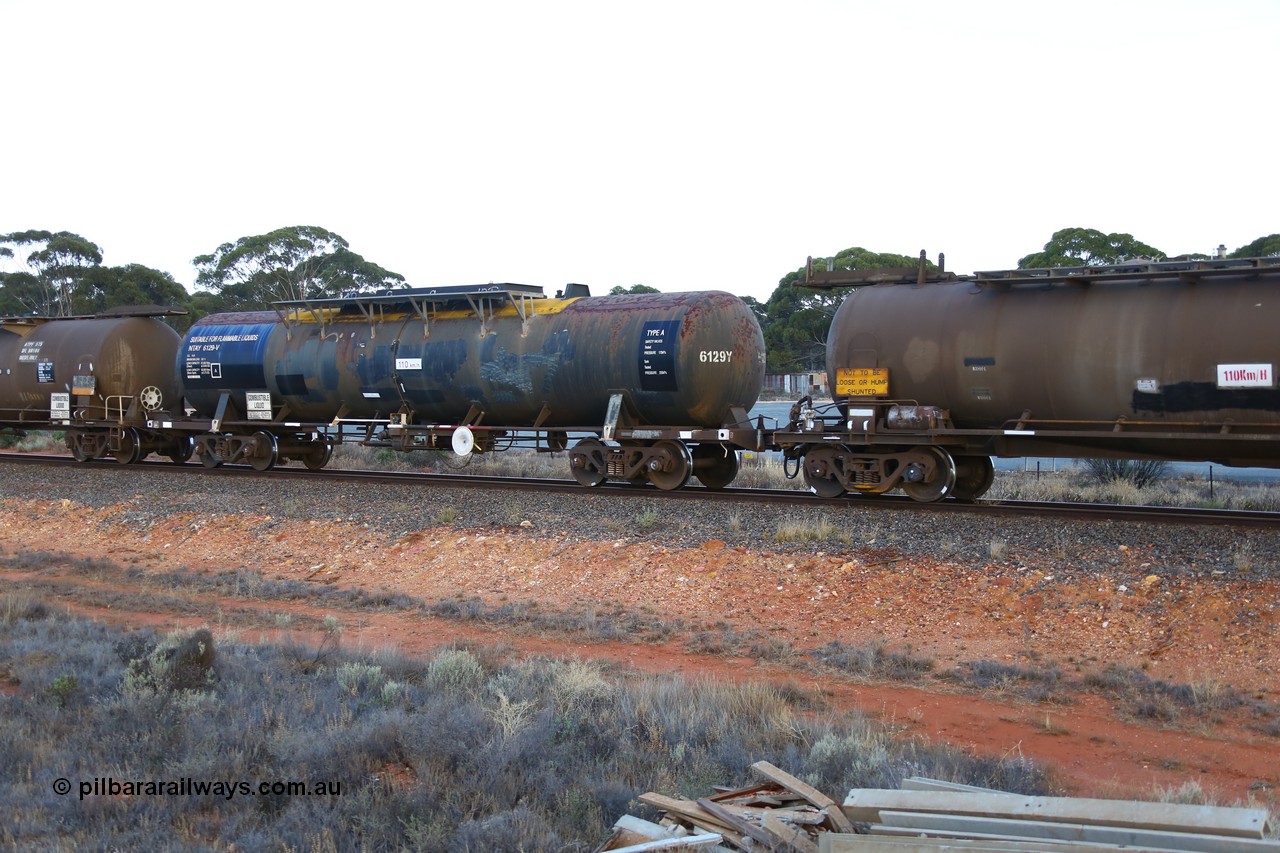 161116 5563
Binduli, empty Shell fuel train 4443, NTAY type tank waggon NTAY 6129, built by Industrial Engineering Qld in 1976 as an SCA type SCA 280 for Shell. Recoded to NTAF 280, then 6129, capacity of 61,300 litres.
Keywords: NTAY-type;NTAY6129;Indeng-Qld;SCA-type;SCA280;NTAF-type;