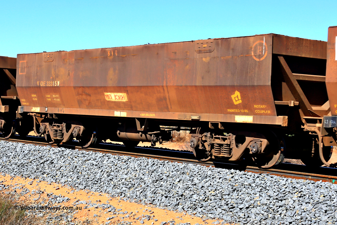 240328 2801
WOE type iron ore waggon WOE 33315 is one of a batch of one hundred and forty one built by United Goninan WA between November 2005 and April 2006 with serial number 950142-020 and fleet number 814, in Mineral Resources traffic 5040 empty Mount Walton iron ore train. March 28, 2024.
Keywords: WOE-type;WOE33315;United-Goninan-WA;950142-020;
