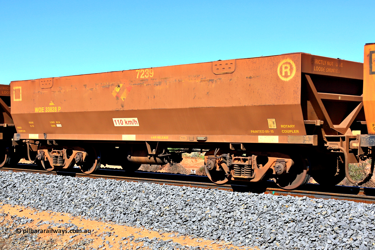 240328 2862
WOE type iron ore waggon WOE 33828 is from a batch of thirty built by UGL [United Goninan Limited] in China during November and December 2015 with serial number R0189-013 in original brown paint with Aurizon logo and fleet number 7239, in Mineral Resources traffic 5040 empty Mount Walton iron ore train. March 28, 2024.
Keywords: WOE-type;WOE33828;UGL-China;R0189-013;