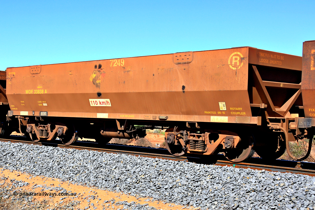 240328 2874
WOE type iron ore waggon WOE 33838 is from a batch of thirty built by UGL [United Goninan Limited] in China during November and December 2015 with serial number R0189-023 and was fleet number 7249, in Mineral Resources traffic 5040 empty Mount Walton iron ore train. March 28, 2024.
Keywords: WOE-type;WOE33838;UGL-China;R0189-023;
