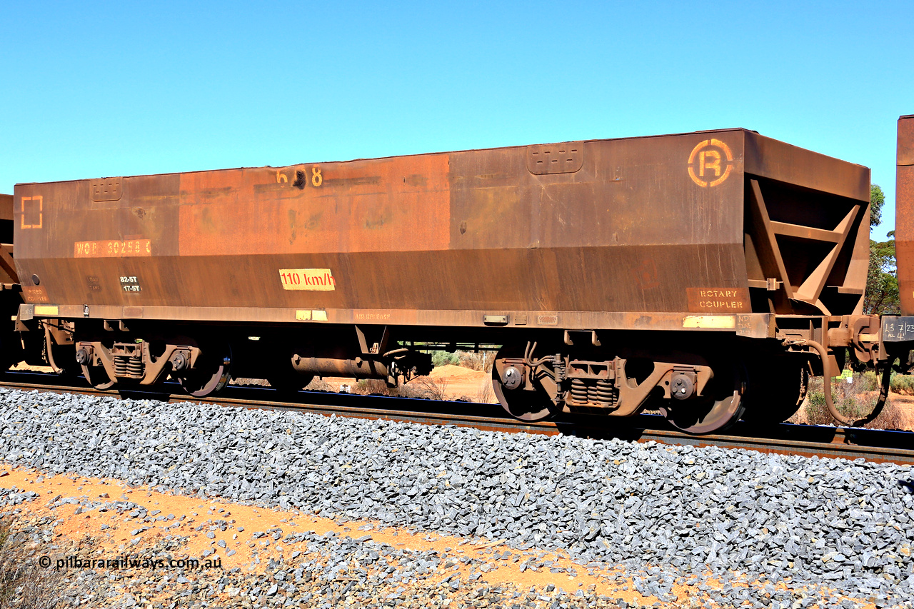 240328 2881
WOE type iron ore waggon WOE 30258 is one of a batch of one hundred and thirty built by Goninan WA between March and August 2001 with serial number 950092-008 and fleet number 608, in Mineral Resources traffic 5040 empty Mount Walton iron ore train. March 28, 2024.
Keywords: WOE-type;WOE30258;Goninan-WA;950092-008;