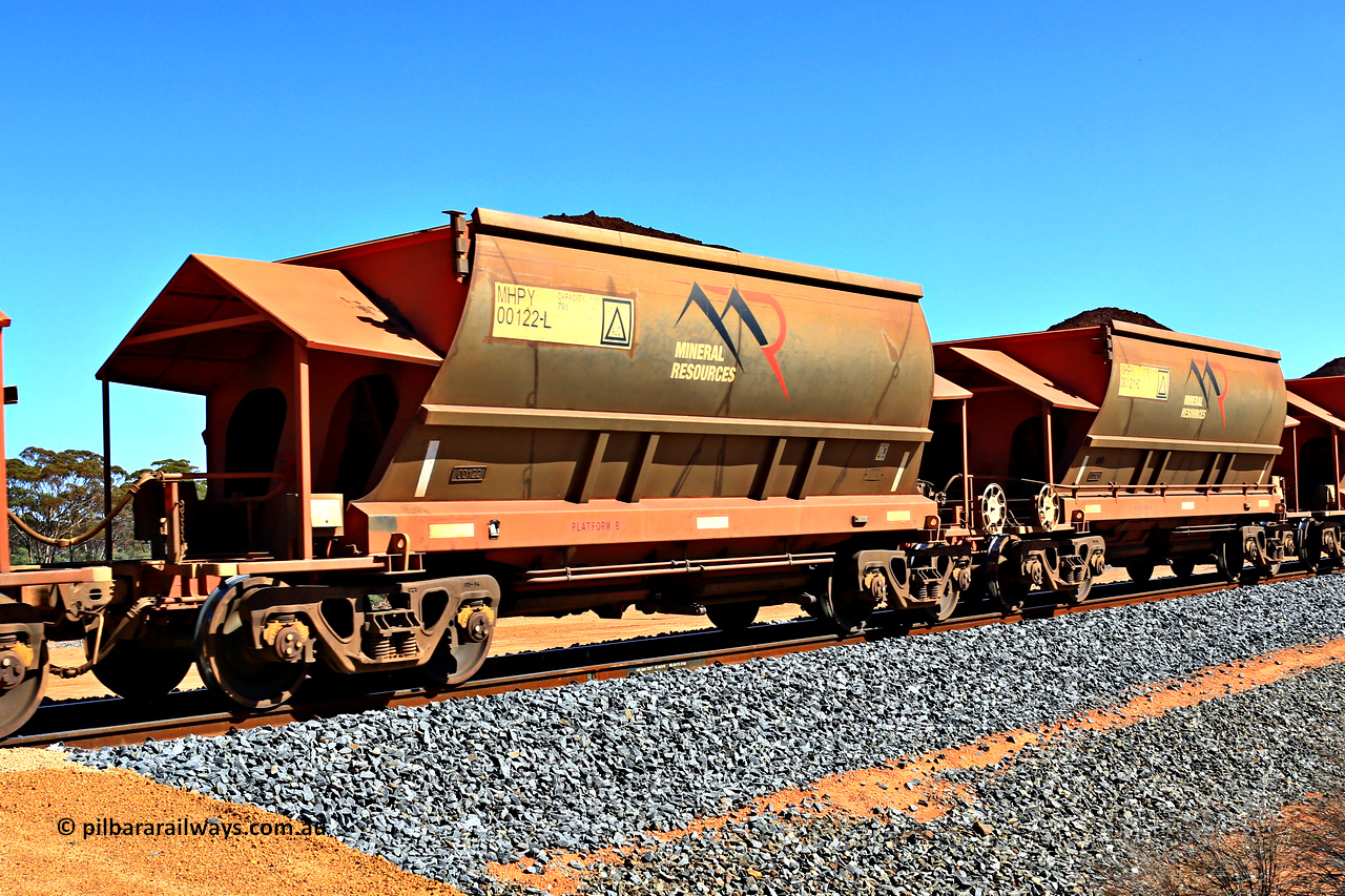 240328 2992
Loaded Koolyanobbing iron ore train 5041 with Mineral Resources Ltd MHPY type iron ore waggons MHPY 00122 and MHPY 00121 built by CSR Yangtze Co China with serial numbers 2014 / 382-122 and 2014 / 382-121 in 2014 as a batch of 382 pairs, these bottom discharge hopper waggons are operated in 'married' pairs. March 28, 2024.
Keywords: MHPY-type;MHPY00122;2014/382-122;MHPY00121;2014/382-121;CSR-Yangtze-Rolling-Stock-Co-China;