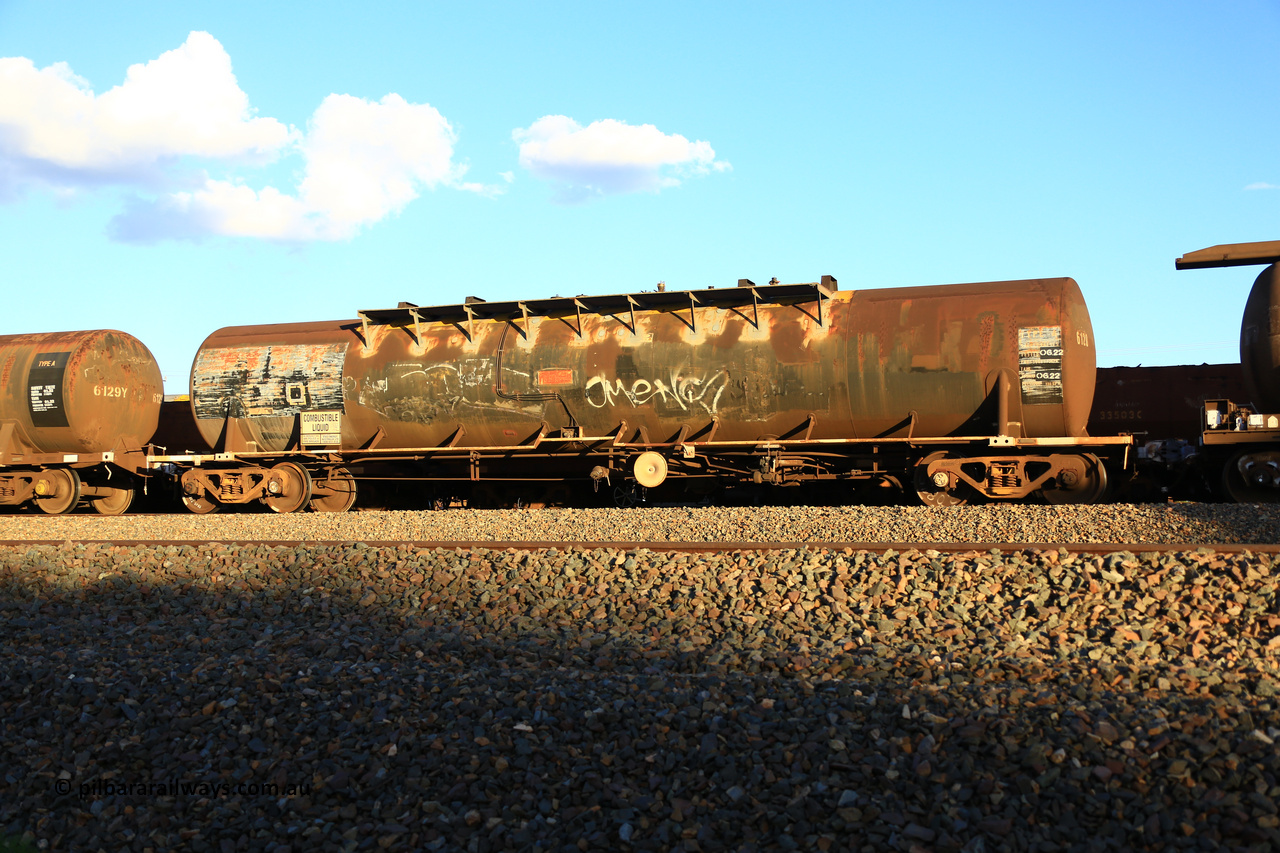 240328 3200
West Kalgoorlie, Viva Energy's NTBF type fuel tank waggon NTBF 6120, built by Comeng NSW in 1975, in a batch of five, as an SCA type, 69,000 litre one compartment, bitumen tank waggon for Shell Bitumen NSW as SCA 271. Freight Australia painted out in middle of tank and fitted with conventional couplers. Pacific National empty fuel train 5445 to Esperance. March 28, 2024.
Keywords: NTBF-type;NTBF6120;Comeng-NSW;SCA-type;SCA271;