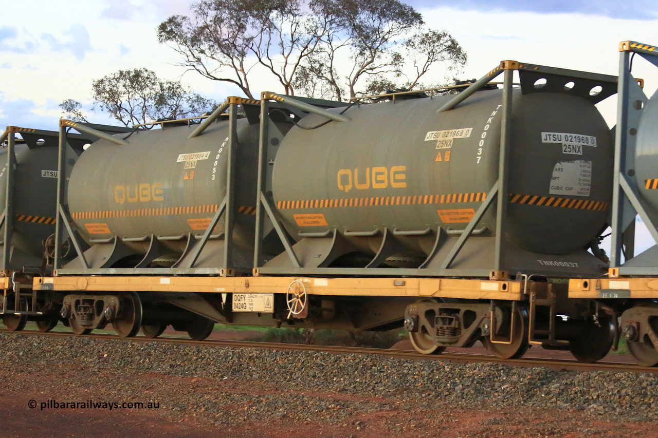 240328 3213
Lamington, on the outskirts of Kalgoorlie, 5472 nickel train from Leonora with Watco DQFY type container waggon DQFY 0424, Watco purchased twenty-nine CQFY waggons from CFCLA which were modified from Comeng NSW built BDX open waggons by ANI-Bradken NSW in 2001, carrying position 1 JTSU 021968[0] 20' 25NX type tank for Qube TNK00037, position 2 JTSU 021984[4] 20' 25NX type tank for Qube TNK00053. March 28, 2024.
Keywords: DQFY-type;DQFY0424;ANI-Bradken-NSW;CQFY-type;Comeng-NSW;BDX-type;