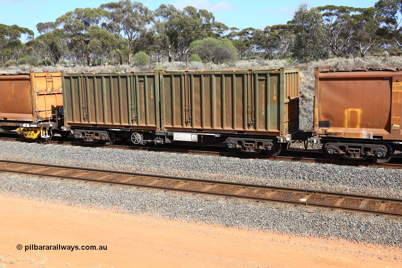 161112 3015
West Kalgoorlie, loaded Malcolm sulphur train 6029, CQZY type waggon CQZY 1655, built by CIMC at Dalian China for CFCLA and one of fifteen on lease to Aurizon with a pair of un-decaled hard-top 25U0 type containers BISU 100025 and BISU 100068.
Keywords: CQZY-type;CQZY1655;CIMC-Dalian-China;