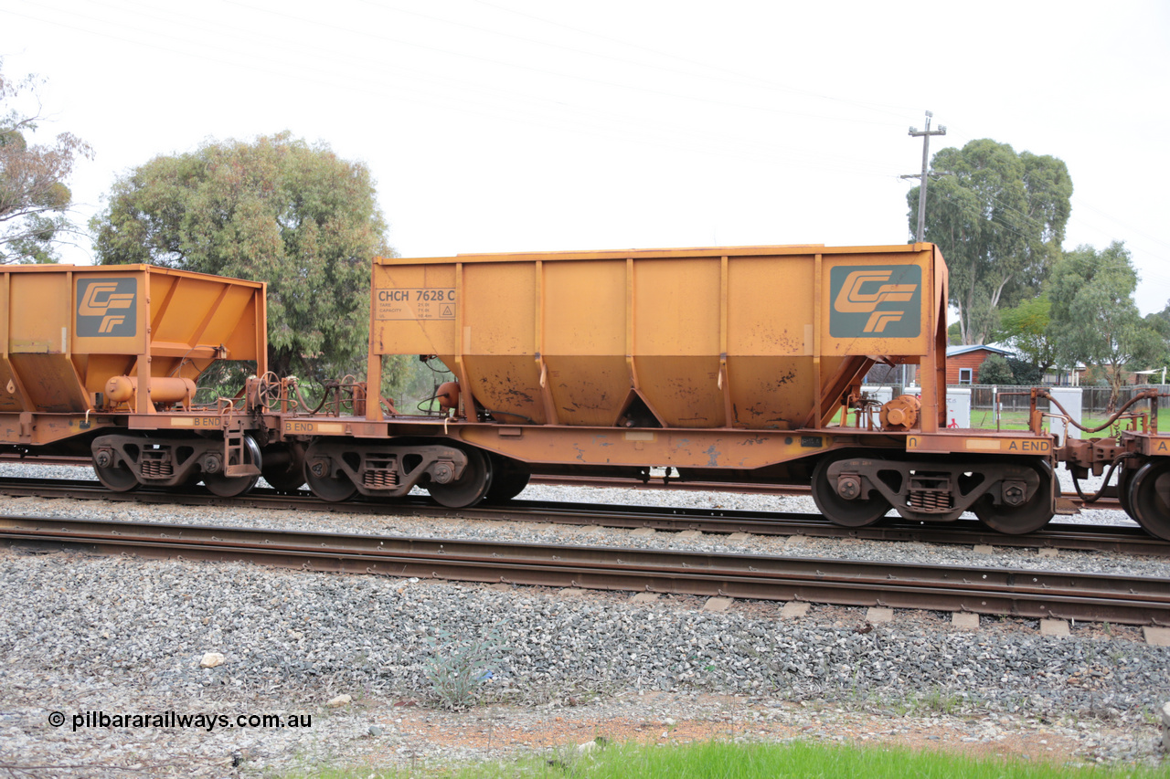 140601 4500
Woodbridge, empty Carina bound iron ore train #1035, CFCLA leased CHCH type waggon CHCH 7628 these waggons were rebuilt between 2010 and 2012 by Bluebird Rail Operations SA from former Goldsworthy Mining hopper waggons originally built by Tomlinson WA and Scotts of Ipswich Qld back in the 60's to early 80's. 1st June 2014.
Keywords: CHCH-type;CHCH7628;Bluebird-Rail-Operations-SA;2010/201-28;