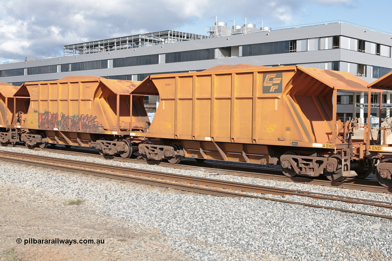 140601 4621
Midland, loaded iron ore train #1030 heading to Kwinana, CFCLA leased CHEY type waggon CHEY 8040 one pair of 120 bar coupled pairs built by Bluebird Rail Operations SA in 2011-12. 1st June 2014.
Keywords: CHEY-type;CHEY8040;Bluebird-Rail-Operations-SA;2011/120-40;