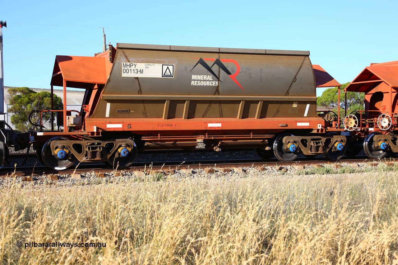 190107 0425
Parkeston, Mineral Resources Ltd MHPY type iron ore waggon MHPY 00113 built by CSR Yangtze Co China in 2014 as a batch of 382 units, these bottom discharge hopper waggons are operated in 'married' pairs.
Keywords: MHPY-type;MHPY00113;2014/382-113;CSR-Yangtze-Rolling-Stock-Co-China;