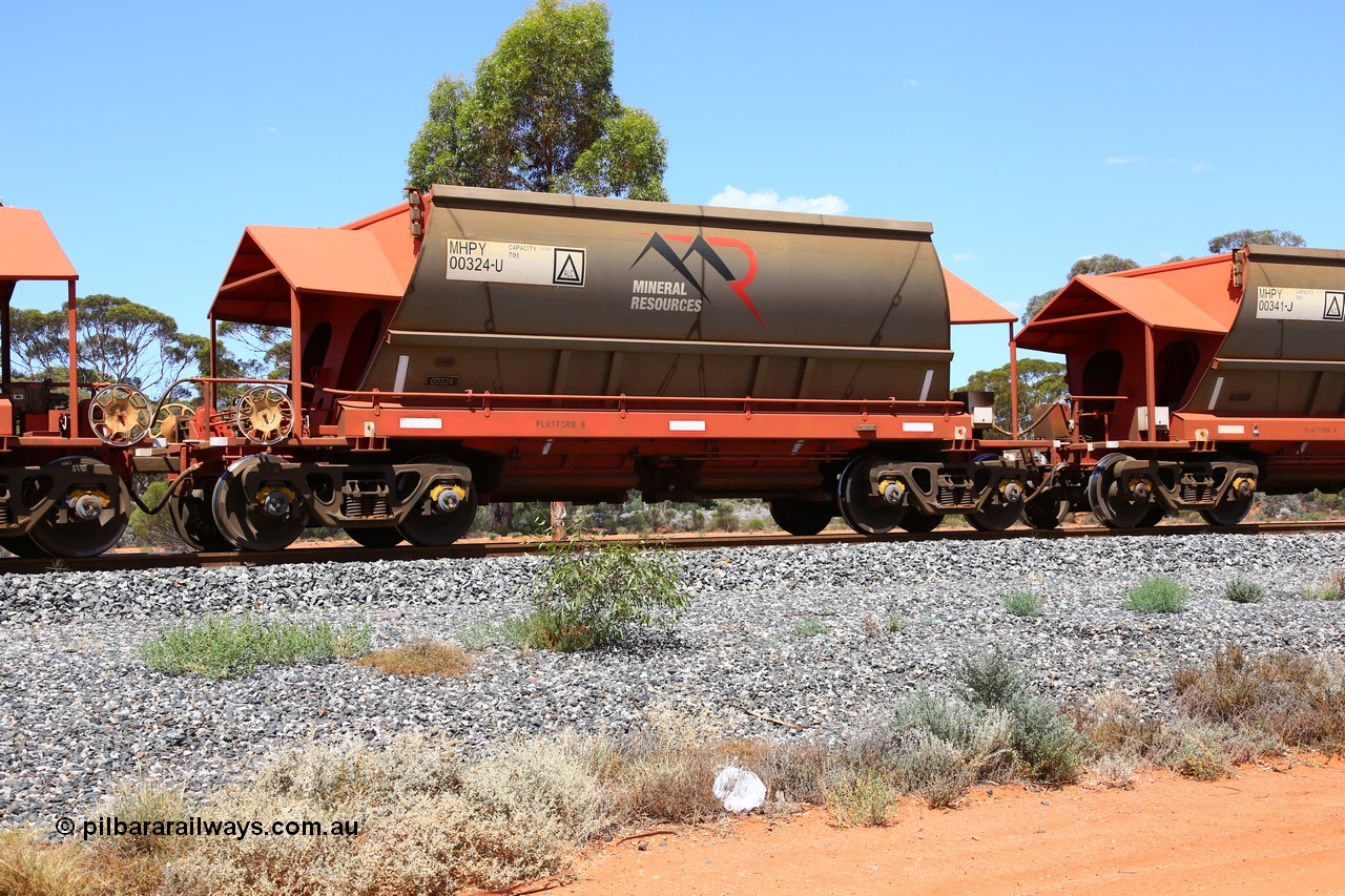 190107 0537
Binduli, on empty Mineral Resources Ltd iron ore train service from Esperance to Koolyanobbing 2034 with MRL's MHPY type iron ore waggon MHPY 00324 built by CSR Yangtze Co China serial 2014/382-324 in 2014 as a batch of 382 units, these bottom discharge hopper waggons are operated in 'married' pairs.
Keywords: MHPY-type;MHPY00324;2014/382-324;CSR-Yangtze-Rolling-Stock-Co-China;