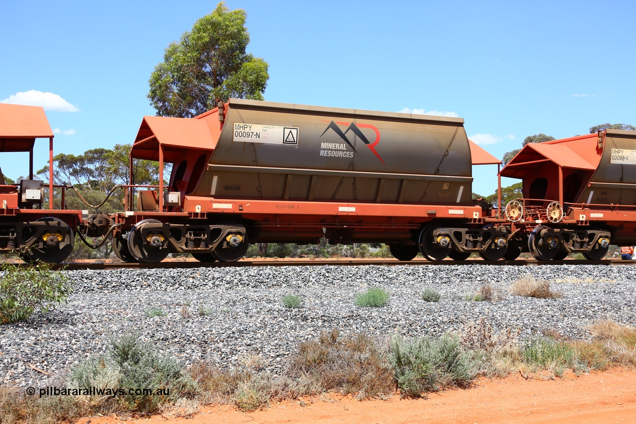 190107 0548
Binduli, on empty Mineral Resources Ltd iron ore train service from Esperance to Koolyanobbing 2034 with MRL's MHPY type iron ore waggon MHPY 00097 built by CSR Yangtze Co China serial 2014/382-97 in 2014 as a batch of 382 units, these bottom discharge hopper waggons are operated in 'married' pairs.
Keywords: MHPY-type;MHPY00097;2014/382-97;CSR-Yangtze-Rolling-Stock-Co-China;