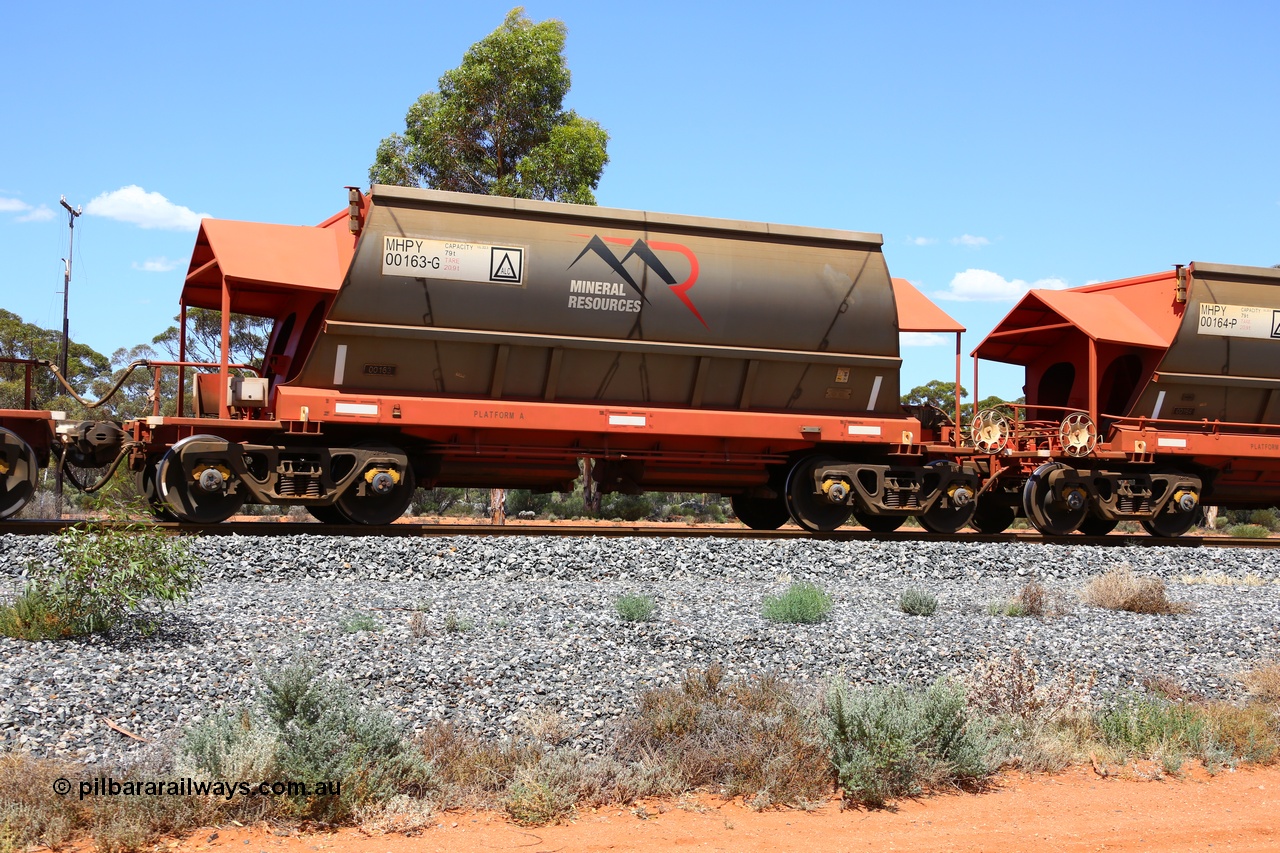 190107 0594
Binduli, on empty Mineral Resources Ltd iron ore train service from Esperance to Koolyanobbing 2034 with MRL's MHPY type iron ore waggon MHPY 00163 built by CSR Yangtze Co China serial 2014/382-163 in 2014 as a batch of 382 units, these bottom discharge hopper waggons are operated in 'married' pairs.
Keywords: MHPY-type;MHPY00163;2014/382-163;CSR-Yangtze-Rolling-Stock-Co-China;